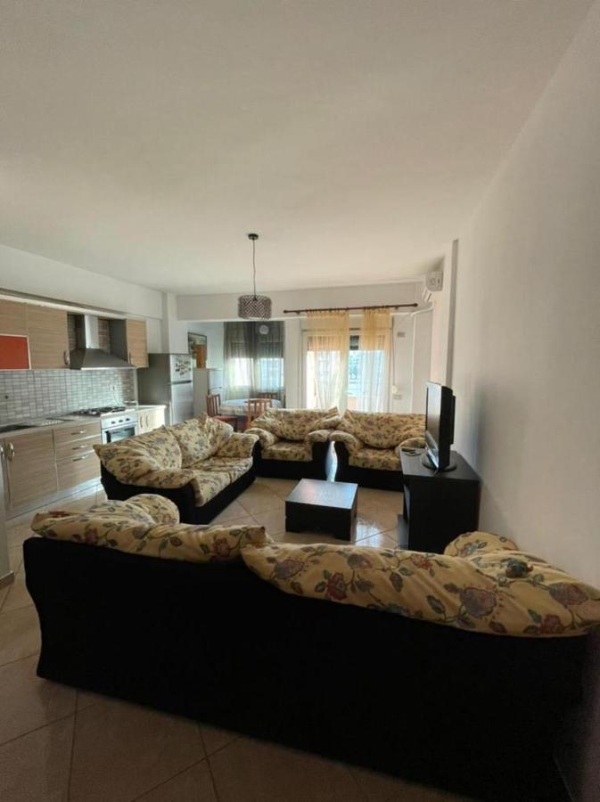 Ela Appartaments Vlore Exterior photo